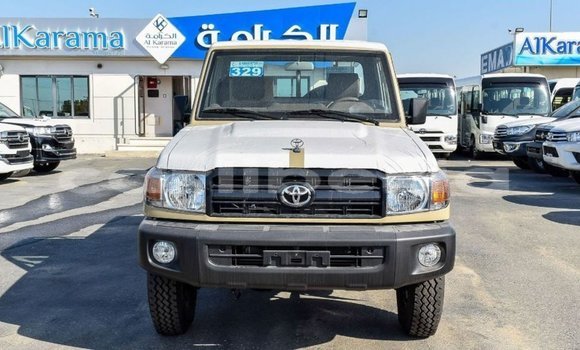 Buy Import Toyota Land Cruiser Beige Car in Import - Dubai in Bomi County Buy Import Toyota Land Cruiser Beige Car in Import - Dubai in Bomi County