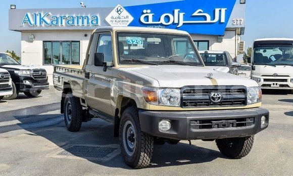 Buy Import Toyota Land Cruiser Beige Car in Import - Dubai in Bomi County Buy Import Toyota Land Cruiser Beige Car in Import - Dubai in Bomi County