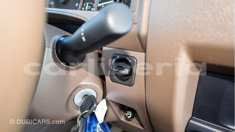 Big with watermark toyota land cruiser bomi county import dubai 2994