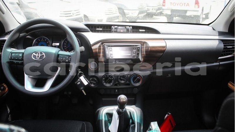 Big with watermark toyota hilux bomi county import dubai 3004