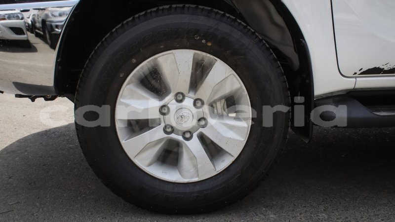 Big with watermark toyota hilux bomi county import dubai 3004