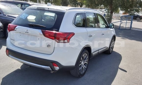 Buy Import Mitsubishi Outlander White Car in Import - Dubai in Bomi County Buy Import Mitsubishi Outlander White Car in Import - Dubai in Bomi County