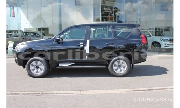 Buy Import Toyota Hilux Black Car in Import - Dubai in Bomi County Buy Import Toyota Hilux Black Car in Import - Dubai in Bomi County
