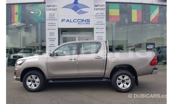 Buy Import Toyota Hilux Brown Car in Import - Dubai in Bomi County Buy Import Toyota Hilux Brown Car in Import - Dubai in Bomi County