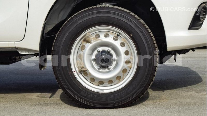 Big with watermark toyota hilux bomi county import dubai 3030