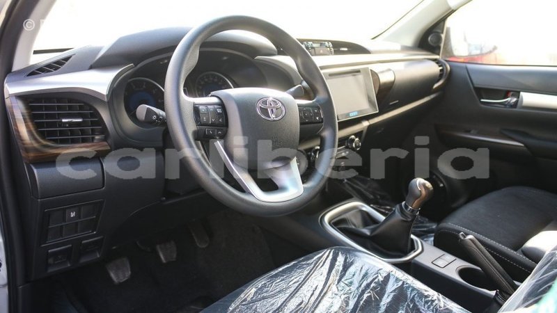 Big with watermark toyota hilux bomi county import dubai 3034