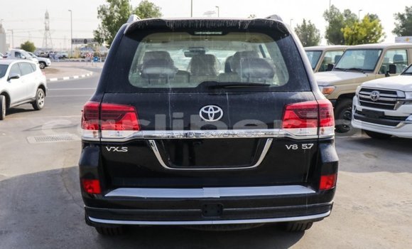 Buy Import Toyota Land Cruiser Black Car in Import - Dubai in Bomi County Buy Import Toyota Land Cruiser Black Car in Import - Dubai in Bomi County