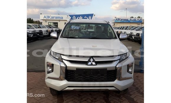 Buy Import Mitsubishi L200 White Car in Import - Dubai in Bomi County Buy Import Mitsubishi L200 White Car in Import - Dubai in Bomi County