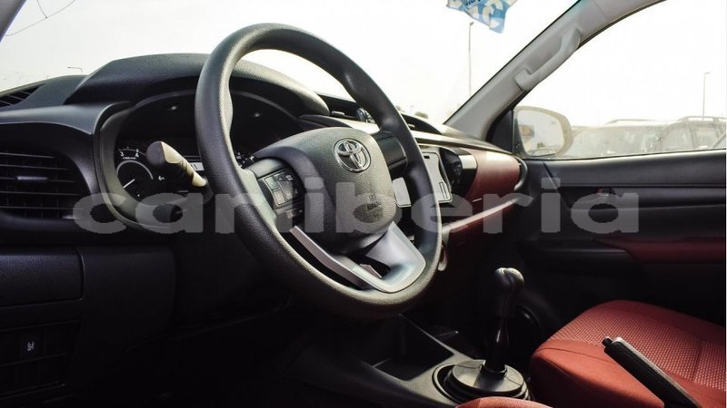 Big with watermark toyota hilux bomi county import dubai 3048