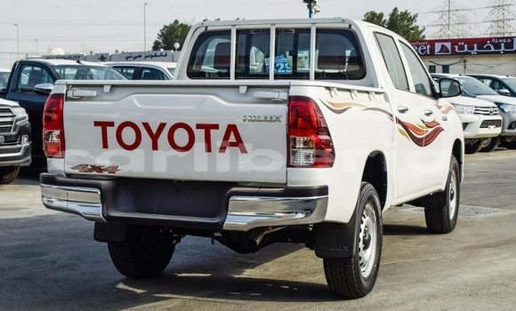 Buy Import Toyota Hilux White Car in Import - Dubai in Bomi County Buy Import Toyota Hilux White Car in Import - Dubai in Bomi County