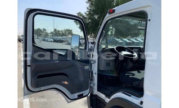 Acheter Import Voiture Mitsubishi i Blanc à Import - Dubai, Comté de Bomi Acheter Import Voiture Mitsubishi i Blanc à Import - Dubai, Comté de Bomi