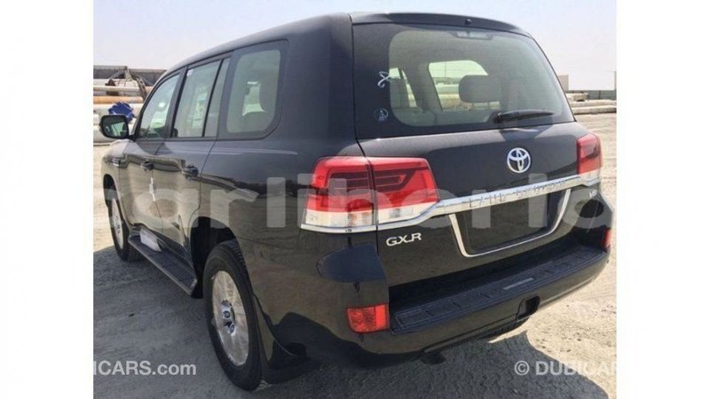 Big with watermark toyota land cruiser bomi county import dubai 3054