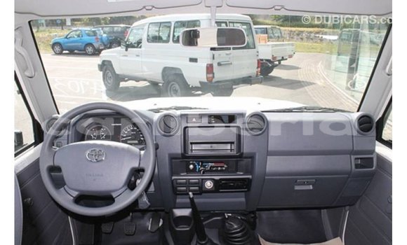 Buy Import Toyota Land Cruiser White Car in Import - Dubai in Bomi County Buy Import Toyota Land Cruiser White Car in Import - Dubai in Bomi County