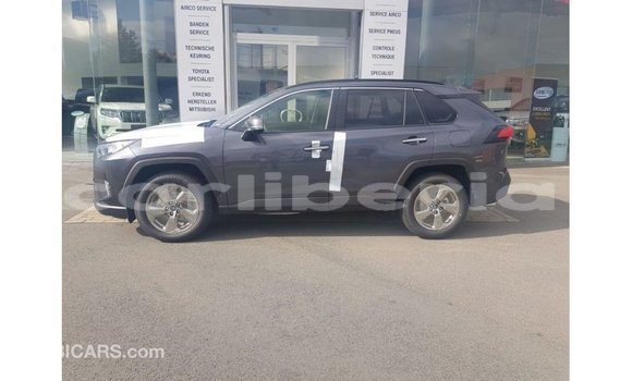 Acheter Import Utilitaire Toyota HiAce Autre à Import - Dubai, Comté de Bomi Acheter Import Utilitaire Toyota HiAce Autre à Import - Dubai, Comté de Bomi