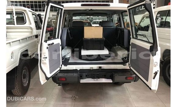 Buy Import Toyota Land Cruiser White Car in Import - Dubai in Bomi County Buy Import Toyota Land Cruiser White Car in Import - Dubai in Bomi County