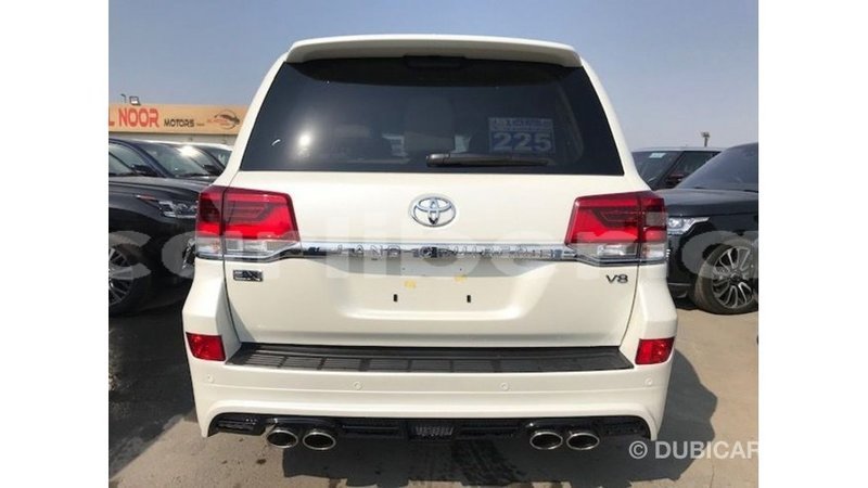 Big with watermark toyota land cruiser bomi county import dubai 3073