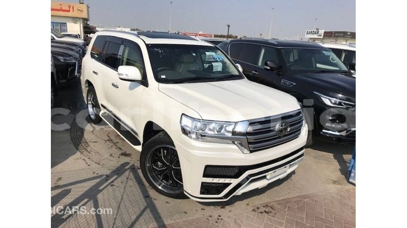 Big with watermark toyota land cruiser bomi county import dubai 3073