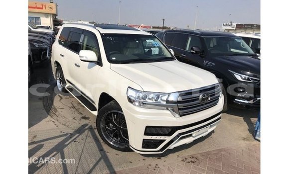 Buy Import Toyota Land Cruiser White Car in Import - Dubai in Bomi County Buy Import Toyota Land Cruiser White Car in Import - Dubai in Bomi County