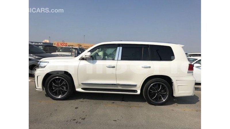 Big with watermark toyota land cruiser bomi county import dubai 3073