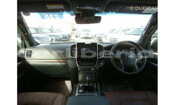 Buy Import Toyota Land Cruiser White Car in Import - Dubai in Bomi County Buy Import Toyota Land Cruiser White Car in Import - Dubai in Bomi County