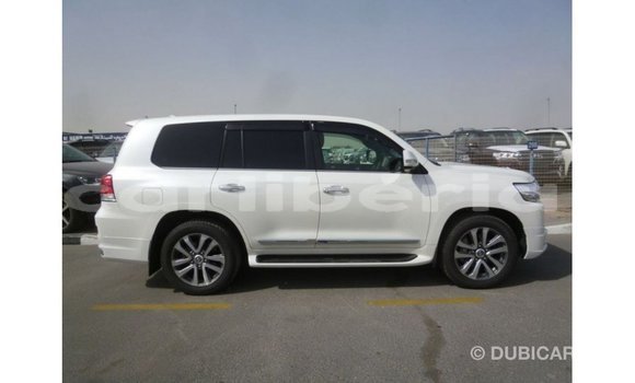 Buy Import Toyota Land Cruiser White Car in Import - Dubai in Bomi County Buy Import Toyota Land Cruiser White Car in Import - Dubai in Bomi County