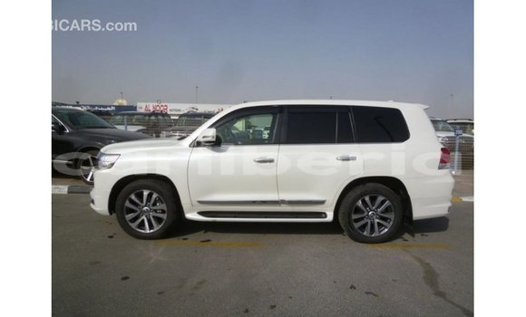 Buy Import Toyota Land Cruiser White Car in Import - Dubai in Bomi County Buy Import Toyota Land Cruiser White Car in Import - Dubai in Bomi County