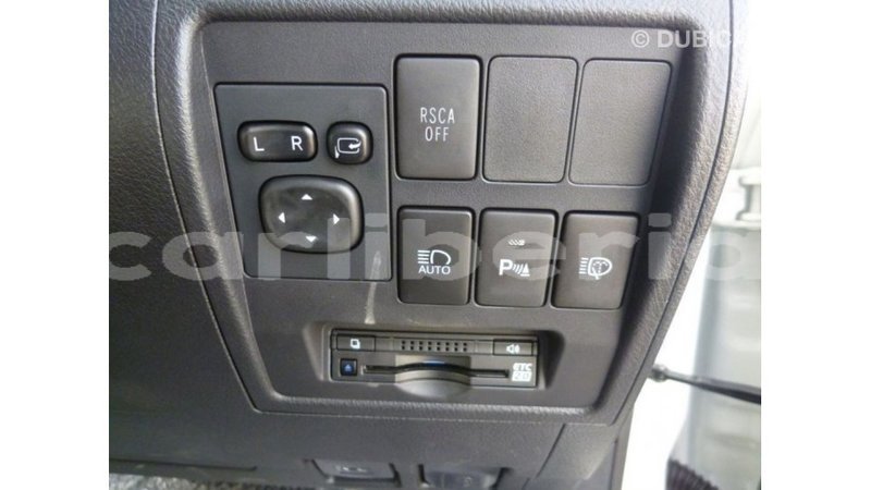 Big with watermark toyota land cruiser bomi county import dubai 3086