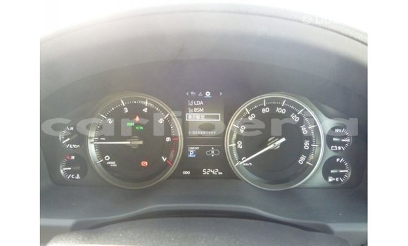 Buy Import Toyota Land Cruiser White Car in Import - Dubai in Bomi County Buy Import Toyota Land Cruiser White Car in Import - Dubai in Bomi County