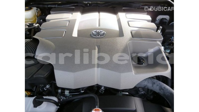 Big with watermark toyota land cruiser bomi county import dubai 3086