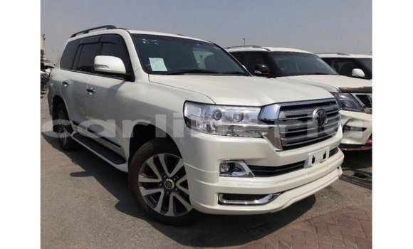 Buy Import Toyota Land Cruiser White Car in Import - Dubai in Bomi County Buy Import Toyota Land Cruiser White Car in Import - Dubai in Bomi County