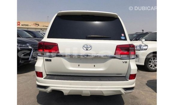 Buy Import Toyota Land Cruiser White Car in Import - Dubai in Bomi County Buy Import Toyota Land Cruiser White Car in Import - Dubai in Bomi County