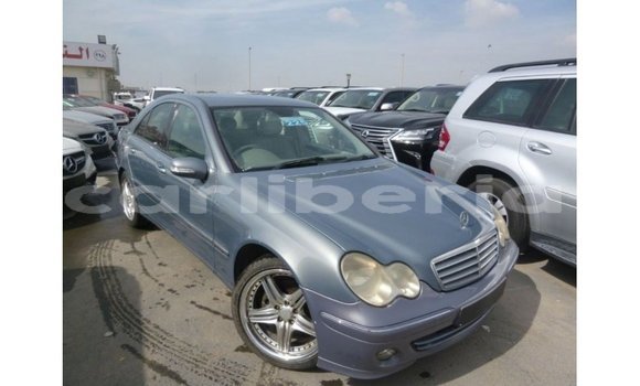 Buy Import Mercedes-Benz 190 Blue Car in Import - Dubai in Bomi County Buy Import Mercedes-Benz 190 Blue Car in Import - Dubai in Bomi County