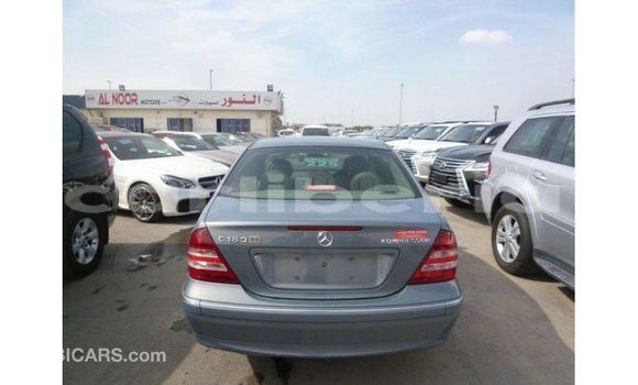 Buy Import Mercedes-Benz 190 Blue Car in Import - Dubai in Bomi County Buy Import Mercedes-Benz 190 Blue Car in Import - Dubai in Bomi County