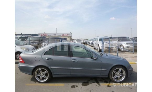 Buy Import Mercedes-Benz 190 Blue Car in Import - Dubai in Bomi County Buy Import Mercedes-Benz 190 Blue Car in Import - Dubai in Bomi County