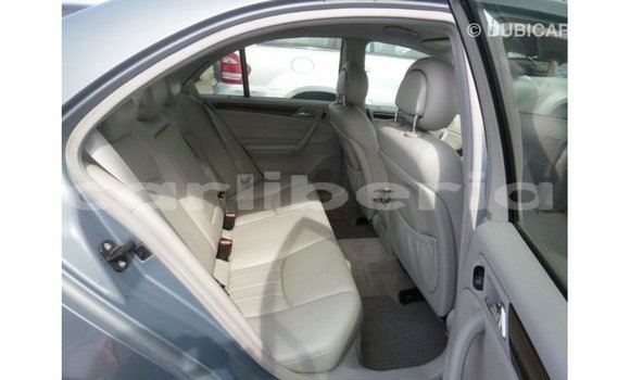 Buy Import Mercedes-Benz 190 Blue Car in Import - Dubai in Bomi County Buy Import Mercedes-Benz 190 Blue Car in Import - Dubai in Bomi County