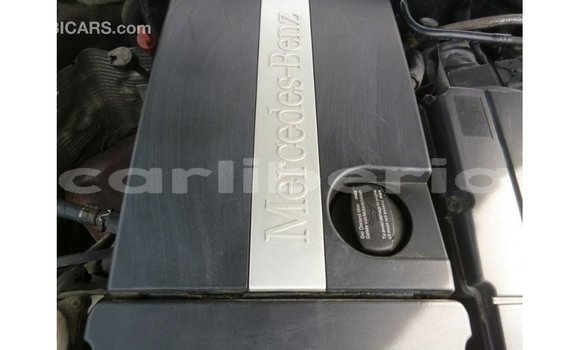 Buy Import Mercedes-Benz 190 Blue Car in Import - Dubai in Bomi County Buy Import Mercedes-Benz 190 Blue Car in Import - Dubai in Bomi County