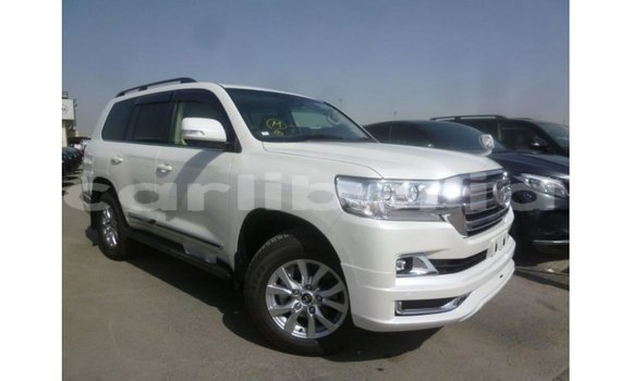 Buy Import Toyota Land Cruiser White Car in Import - Dubai in Bomi County Buy Import Toyota Land Cruiser White Car in Import - Dubai in Bomi County