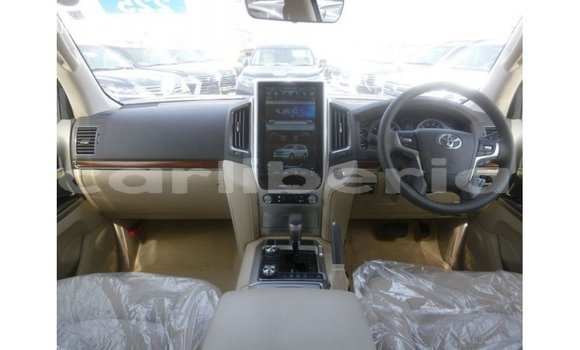 Buy Import Toyota Land Cruiser White Car in Import - Dubai in Bomi County Buy Import Toyota Land Cruiser White Car in Import - Dubai in Bomi County