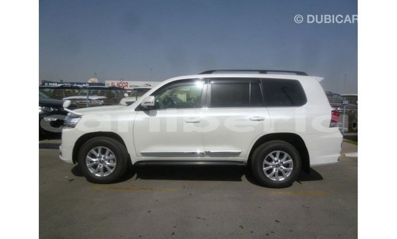 Buy Import Toyota Land Cruiser White Car in Import - Dubai in Bomi County Buy Import Toyota Land Cruiser White Car in Import - Dubai in Bomi County