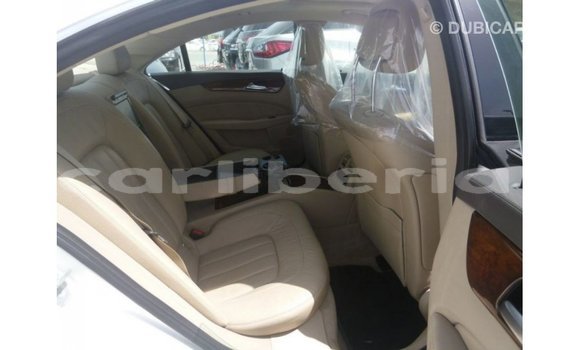 Buy Import Mercedes-Benz 190 White Car in Import - Dubai in Bomi County Buy Import Mercedes-Benz 190 White Car in Import - Dubai in Bomi County