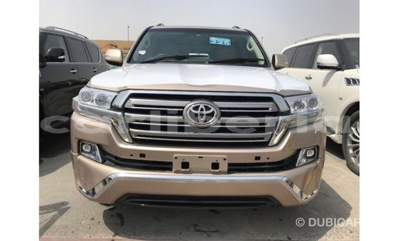 Acheter Import Voiture Toyota Land Cruiser Autre à Import - Dubai, Comté de Bomi Acheter Import Voiture Toyota Land Cruiser Autre à Import - Dubai, Comté de Bomi