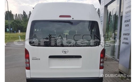 Acheter Import Voiture Toyota Hiace Blanc à Import - Dubai, Comté de Bomi Acheter Import Voiture Toyota Hiace Blanc à Import - Dubai, Comté de Bomi