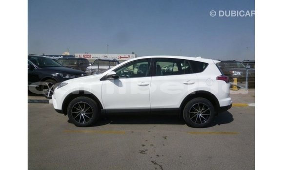 Buy Import Toyota HiAce White Truck in Import - Dubai in Bomi County Buy Import Toyota HiAce White Truck in Import - Dubai in Bomi County