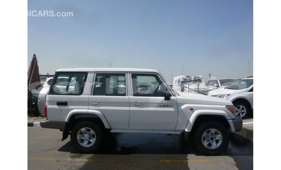Buy Import Toyota Land Cruiser White Car in Import - Dubai in Bomi County Buy Import Toyota Land Cruiser White Car in Import - Dubai in Bomi County