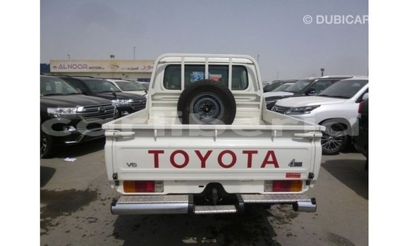 Buy Import Toyota Land Cruiser White Car in Import - Dubai in Bomi County Buy Import Toyota Land Cruiser White Car in Import - Dubai in Bomi County
