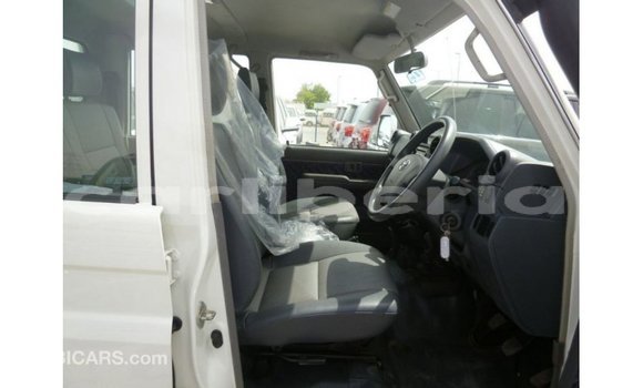 Buy Import Toyota Land Cruiser White Car in Import - Dubai in Bomi County Buy Import Toyota Land Cruiser White Car in Import - Dubai in Bomi County