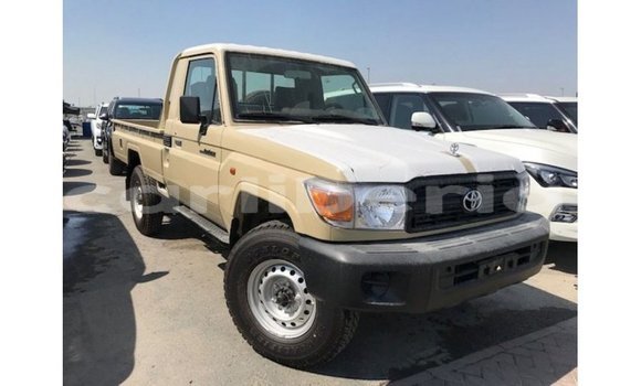 Buy Import Toyota Land Cruiser Beige Car in Import - Dubai in Bomi County Buy Import Toyota Land Cruiser Beige Car in Import - Dubai in Bomi County
