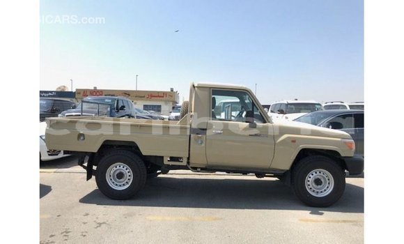 Buy Import Toyota Land Cruiser Beige Car in Import - Dubai in Bomi County Buy Import Toyota Land Cruiser Beige Car in Import - Dubai in Bomi County