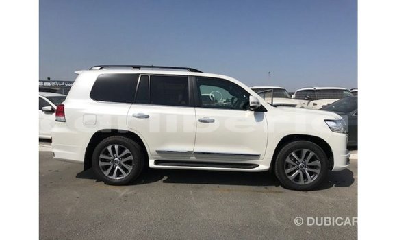 Buy Import Toyota Land Cruiser White Car in Import - Dubai in Bomi County Buy Import Toyota Land Cruiser White Car in Import - Dubai in Bomi County