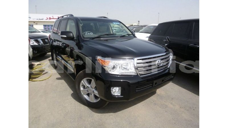 Big with watermark toyota land cruiser bomi county import dubai 3157
